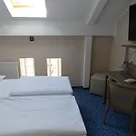 Alte Brennerei מלון 3*